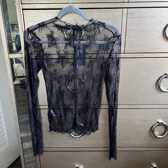 Lioness black sunset lace top - Picture 4 of 6